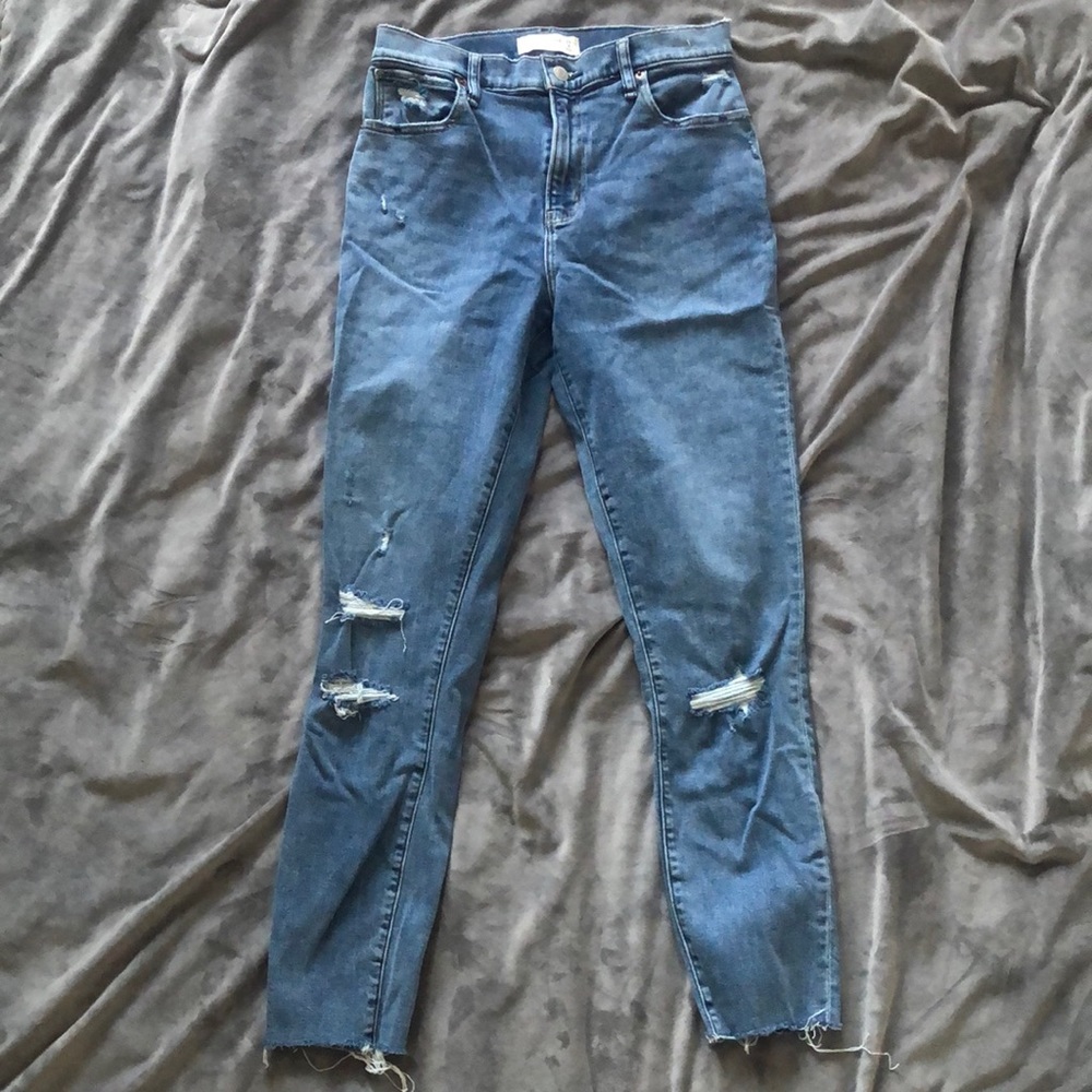 Abercrombie denim size 29L! Super skinny ankle high rise!